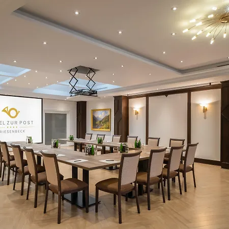 Hotel Zur Post Riesenbeck 4*